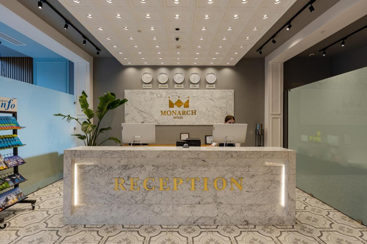 Hotel Monarch Batumi Ngoại thất bức ảnh