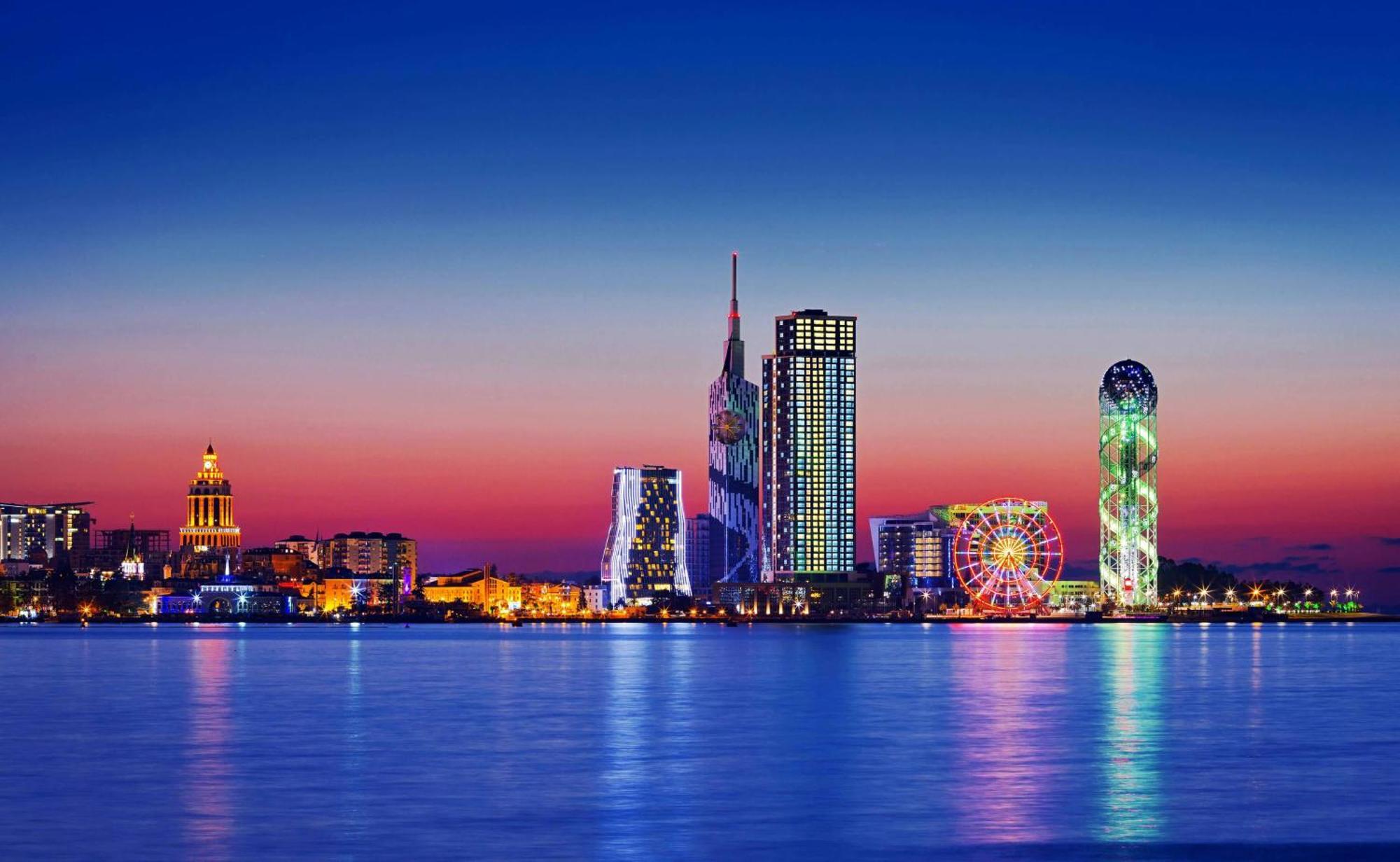 Hotel Monarch Batumi Ngoại thất bức ảnh