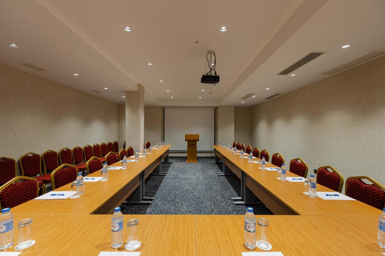 Hotel Monarch Batumi Ngoại thất bức ảnh